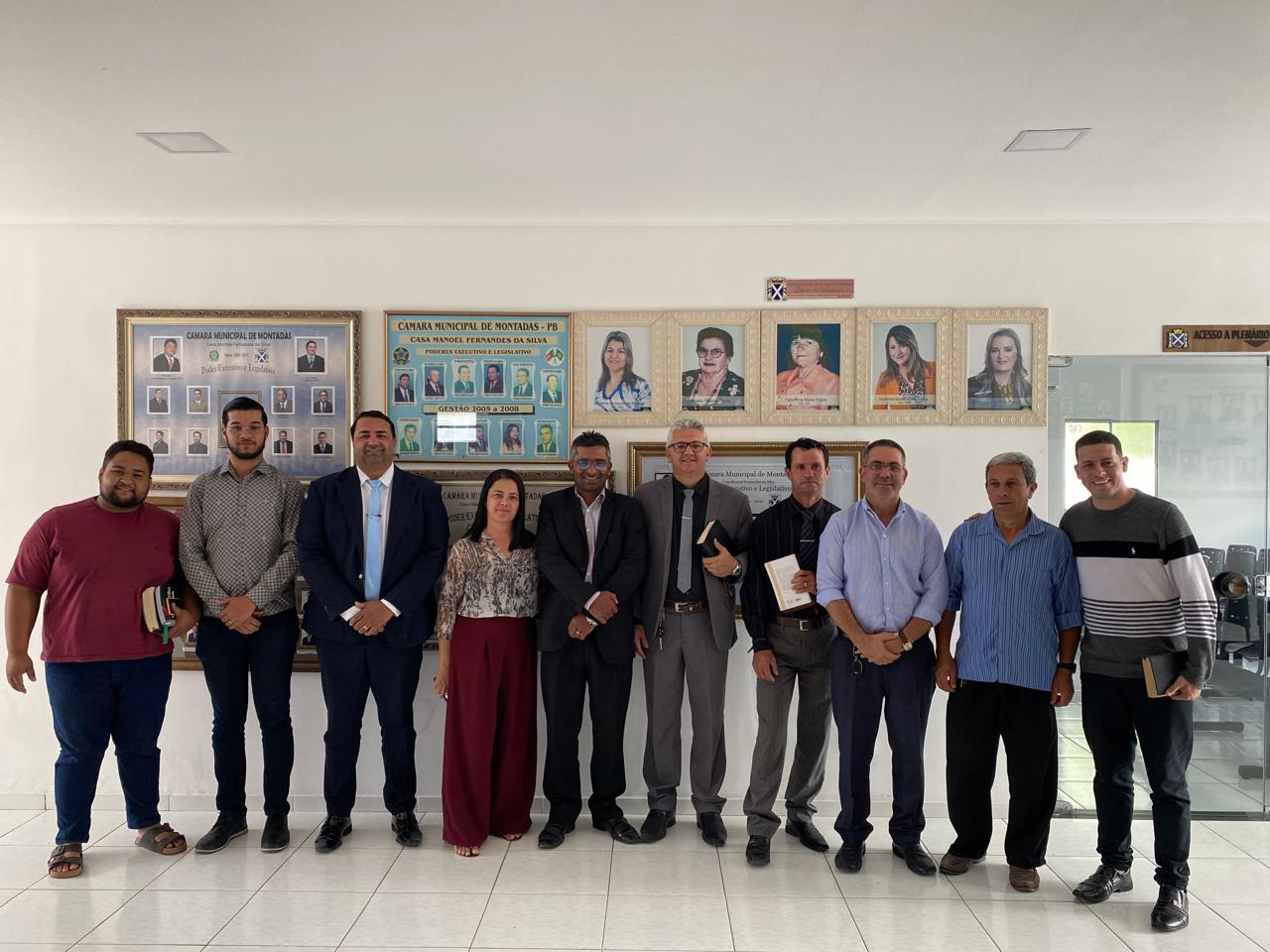 Pastores e líderes de Montadas celebram união em reunião memorável