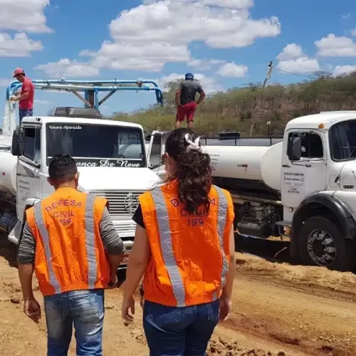 Senador confirma repasse de recursos para normalizar Operação Carro-Pipa na Paraíba