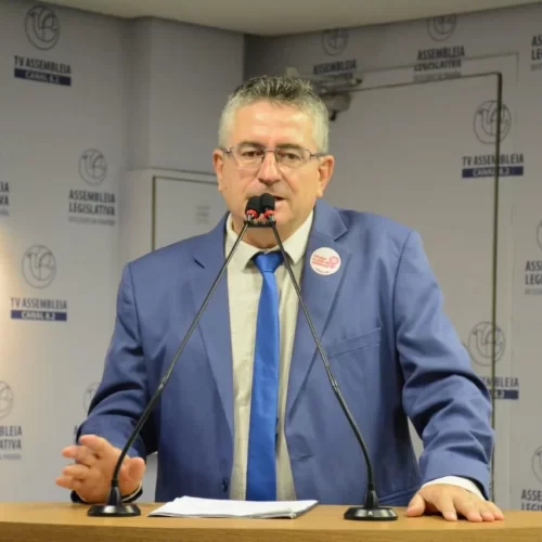 Lei de autoria do deputado Dr. Romualdo cria política pioneira de avaliação médica para alunos do Ensino Médio na Paraíba