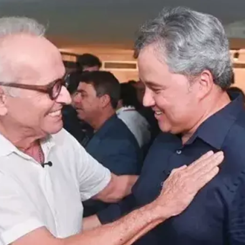 Cícero Lucena admite conversa com Efraim Filho sobre aliança em possível segundo turno em 2026
