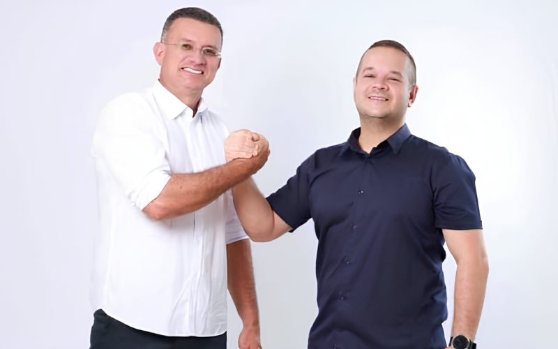 Deputado Sargento Neto comemora posse do irmão como vereador em Campina Grande