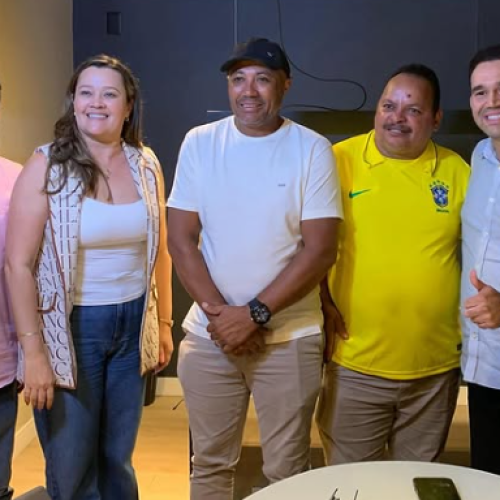 Dr. Jhony Bezerra e Larúcia Sá recebem apoio de vereadores em Caaporã