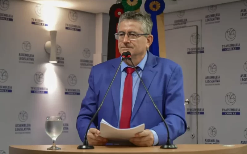 ALPB aprova Medalha Augusto dos Anjos para o poeta Zé de Cazuza por iniciativa de Dr. Romualdo