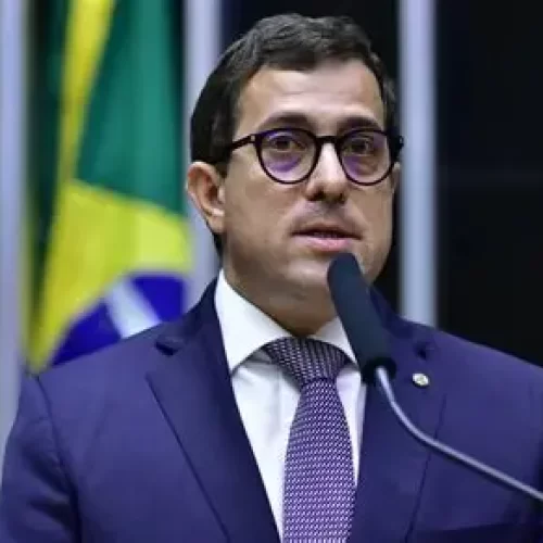 Reconhecimento em alta: Gervásio Maia entra no top 12 para a disputa federal em 2026