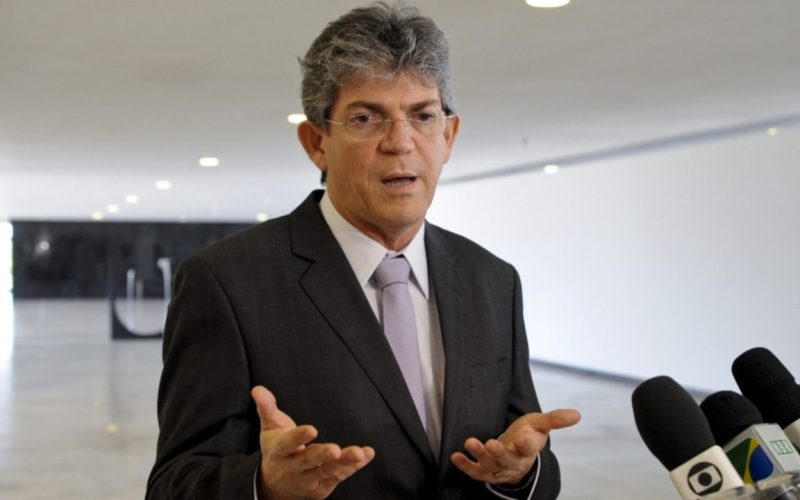 Ricardo Coutinho ressurge como uma “fênix” política e desponta entre os candidatos às 12 vagas da Câmara Federal pela Paraíba