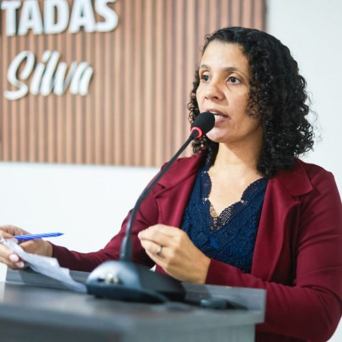 Câmara aprova requerimento da vereadora Daguia para criação de linha telefônica direto de comunicação com a Secretaria de Saúde e unidades essenciais