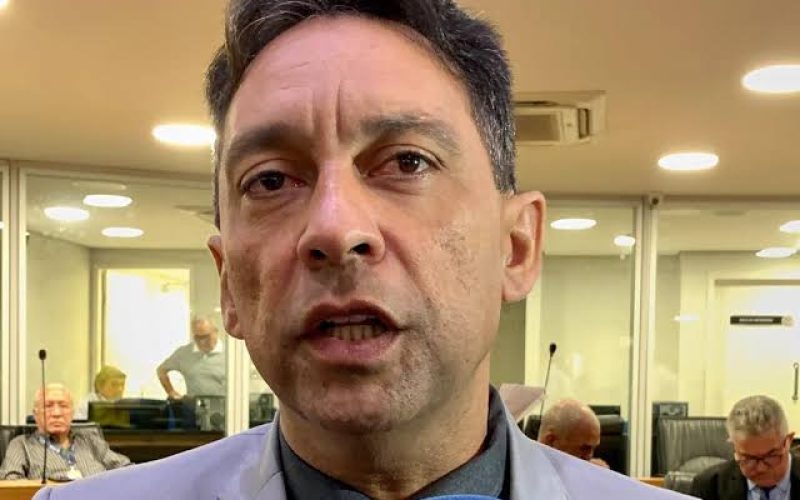 PSDB em colapso na Paraíba: deputado Tovar pode abandonar legenda