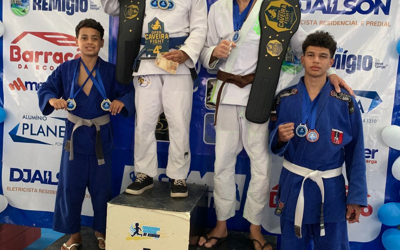 Equipe Gaditas BJJ School conquista 2 cinturões e 12 medalhas no Campeonato Caveira Fight de Jiu-Jitsu