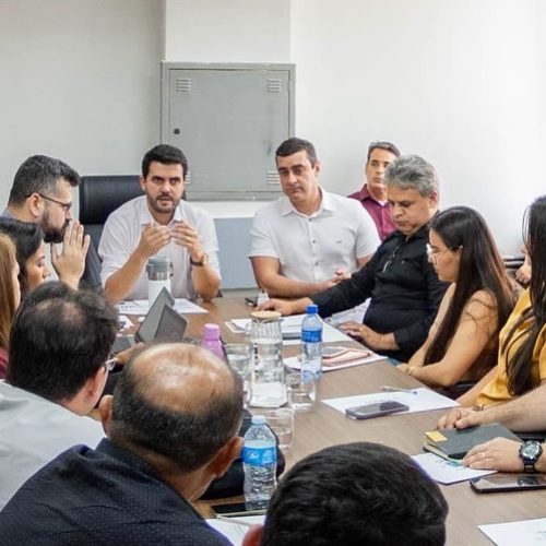 Dudu Dantas participa de reunião com secretário estadual de educação e gestores escolares no Curimataú e Seridó paraibano