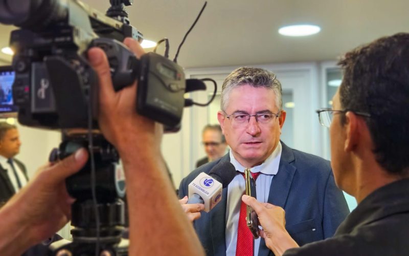 Atuação firme de Dr. Romualdo expõe descaso do governo com a CAGEPA e a crise da água na Paraíba
